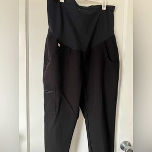 FIGS Women's Black Zamora™ Maternity - Jogger Scrub Pants - M / Black